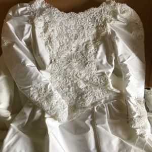 Wedding dress size 4